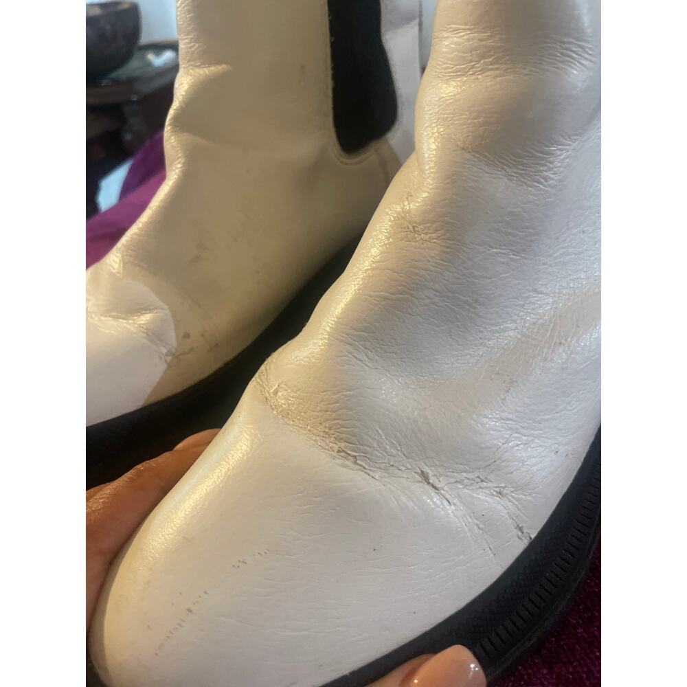 LUCKY BRAND Ellerey Lug Sole Chelsea Boots White Black Size 8.5 39 COMBAT GRUNGE - Picture 7 of 9